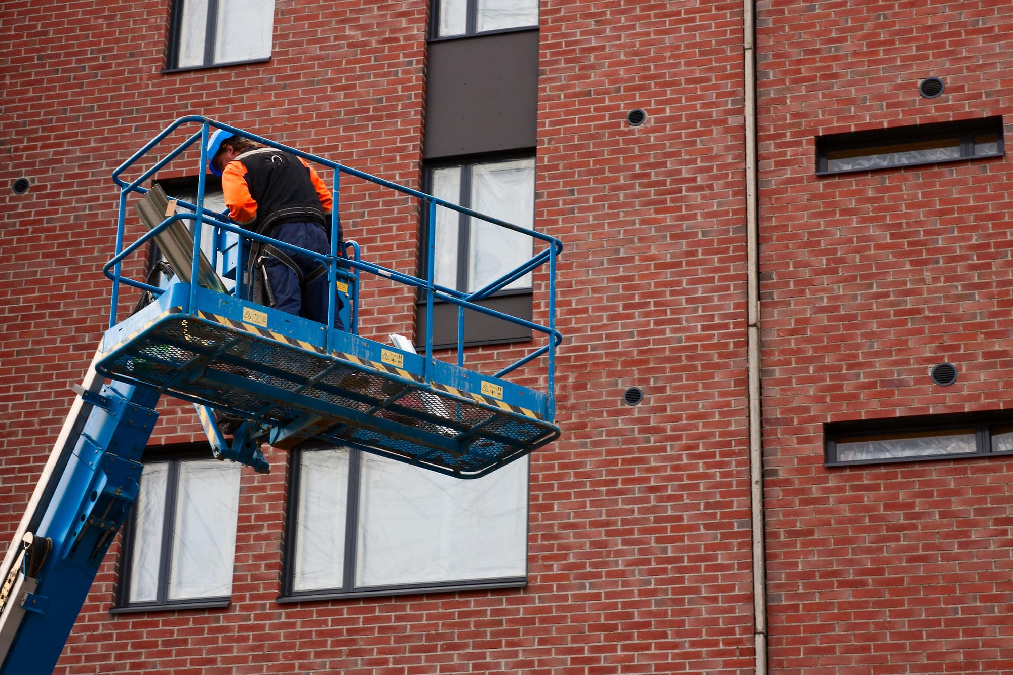 BOOM LIFT ACCIDENT LAWYER IN THE CITY OF NEW YORK
